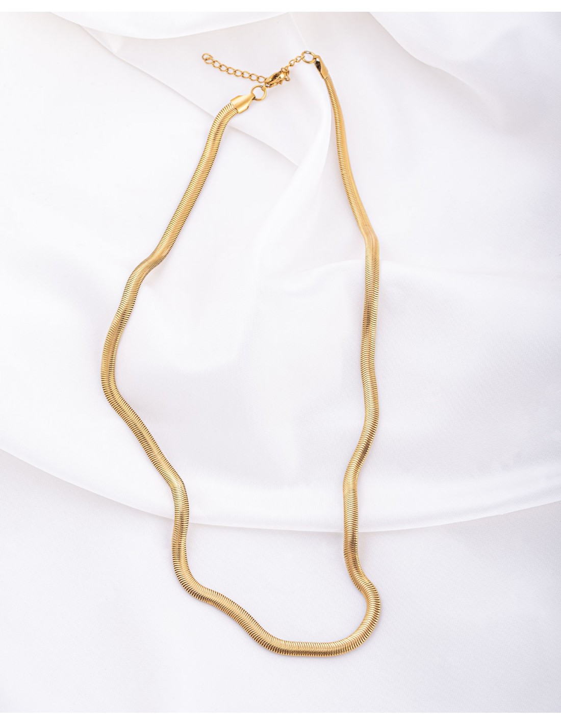 Buy 14K Yellow Gold Snake Necklace/ Gold Chain Necklace / 2.00 Mm Width  Snake Chain / 4,21 Gram Gold Snake Necklace Chain /necklace for Women  Online in India - Etsy